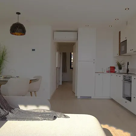 Sealor, Zonnig Appartement Met Ruim Terras De Panne Exterior photo